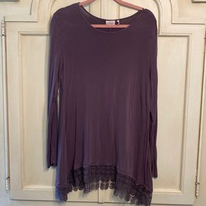 LOGO long Sleeve with Detailed Hem Size large